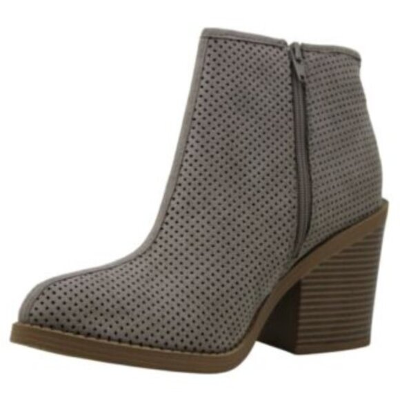 Soda Tarpon Faux Suede Mesh Perforated Chunky Heel Gray Taupe Ankle Boots - Picture 2 of 15